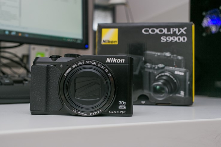 Nikon Coolpix S9900 (8).jpg